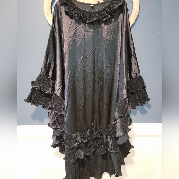 Women's Elegant Ruffled Cape Dress, 3-Dimensional Ruffle Design, Satin Material. - Picture 3 of 7